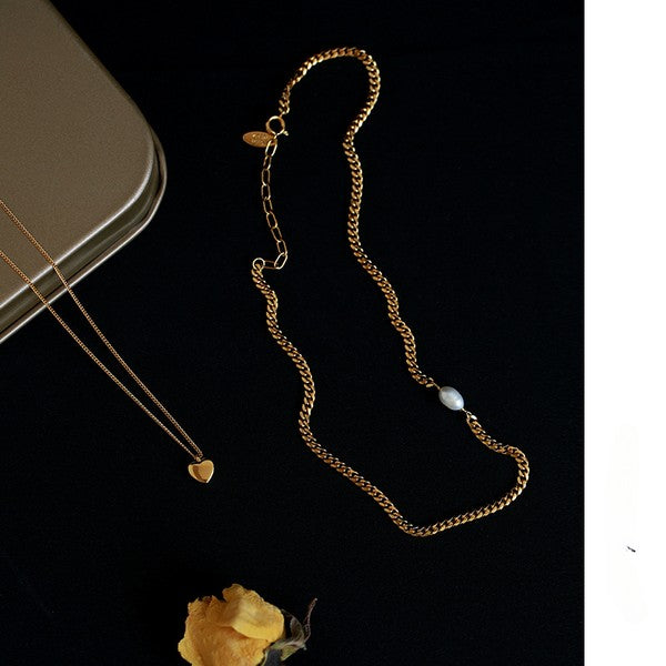 Three-dimensional heart-shaped true pearl necklace