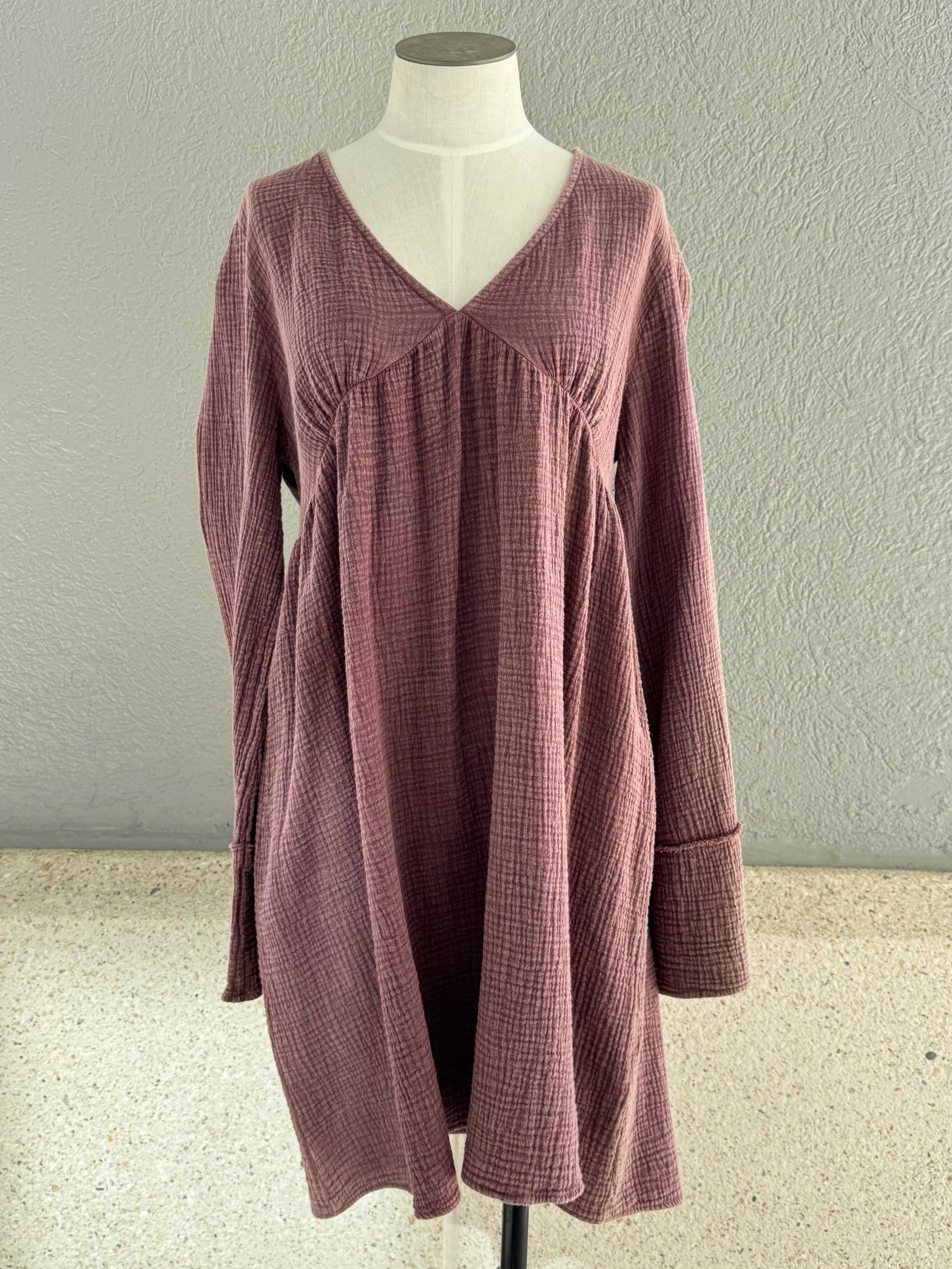 D85585-01 MAUVE : MEDIUM