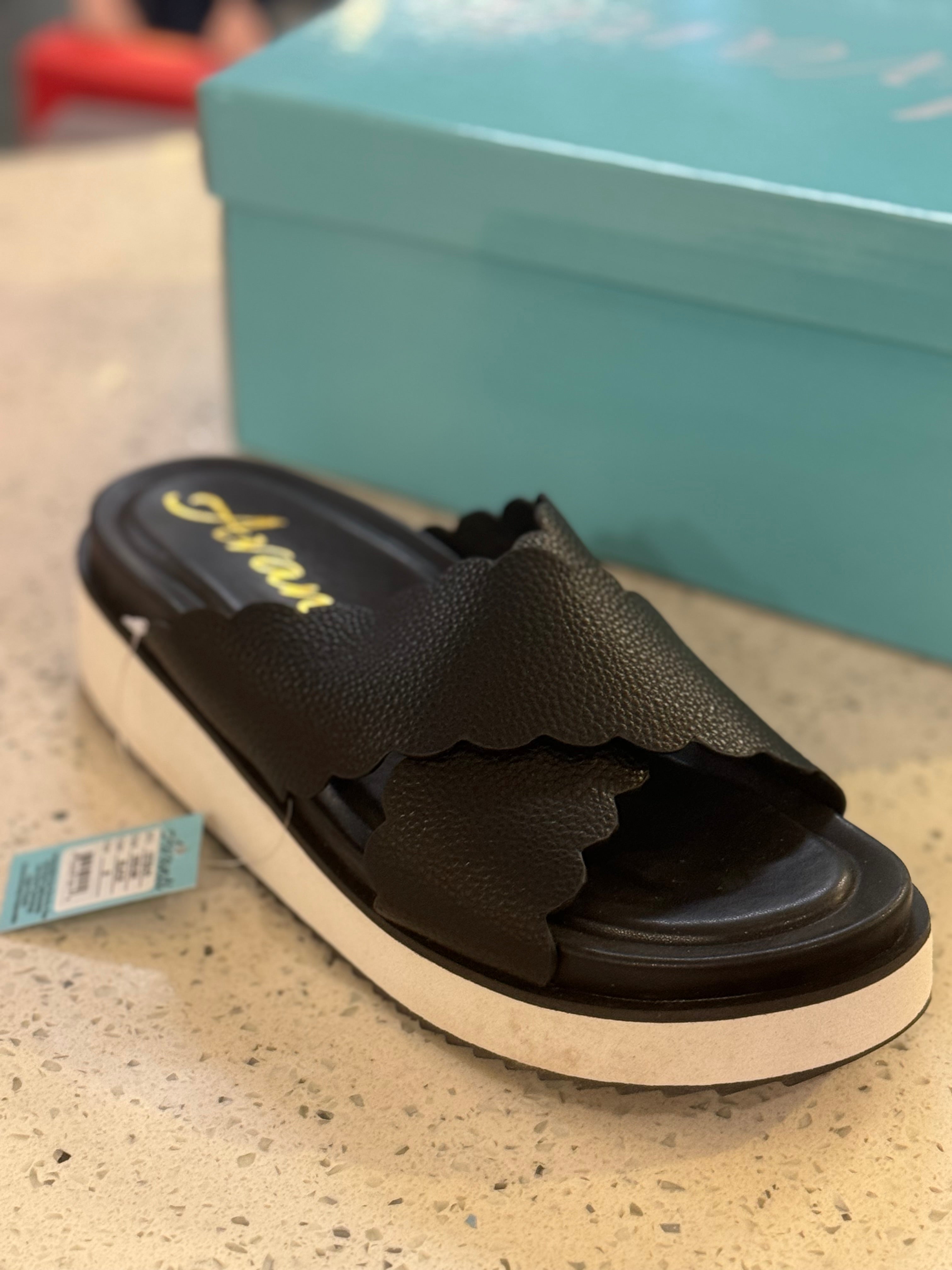 Gigi Sandal, Black