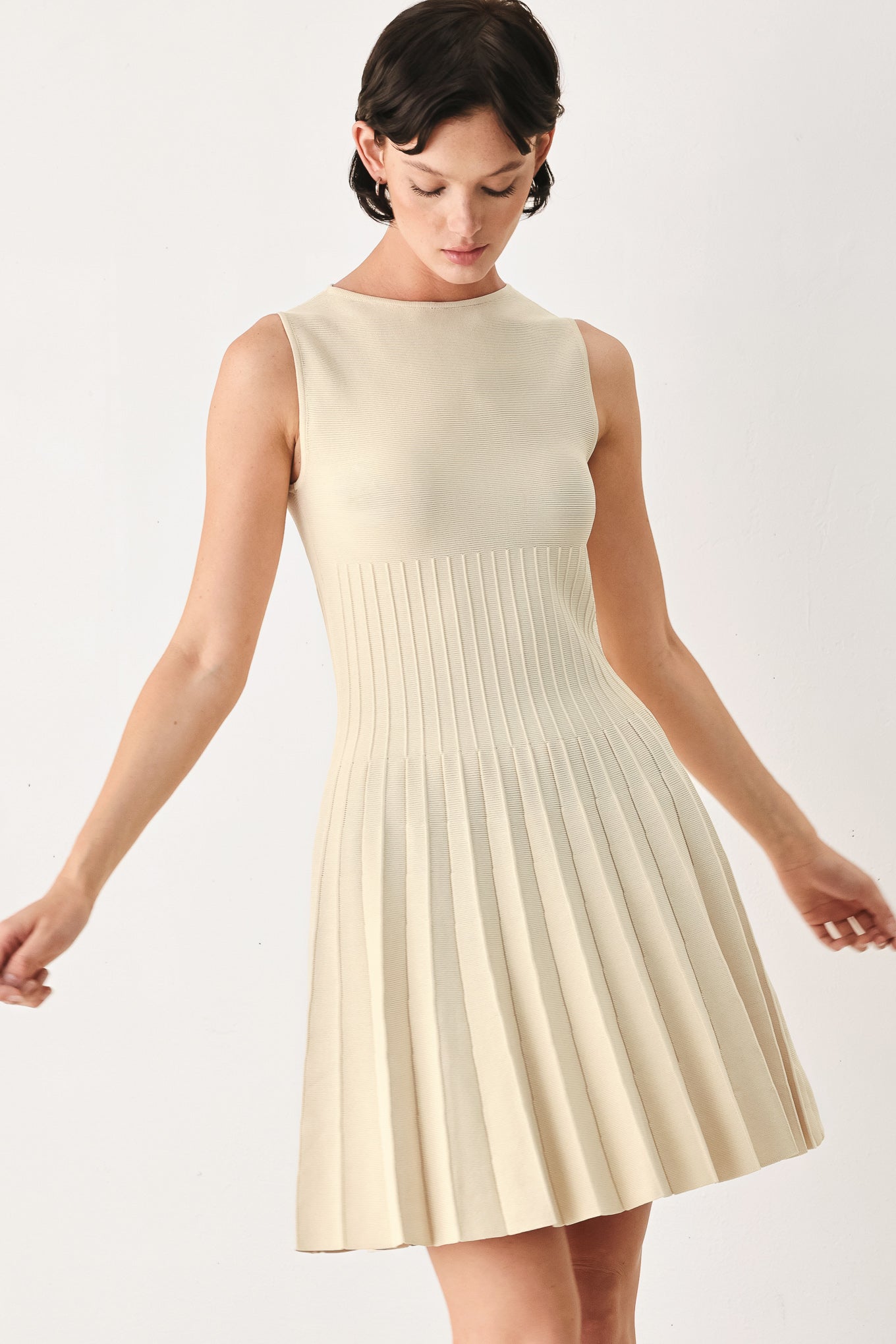 THE WEEKEND ESTATE SWEATER KNIT MINI DRESS
