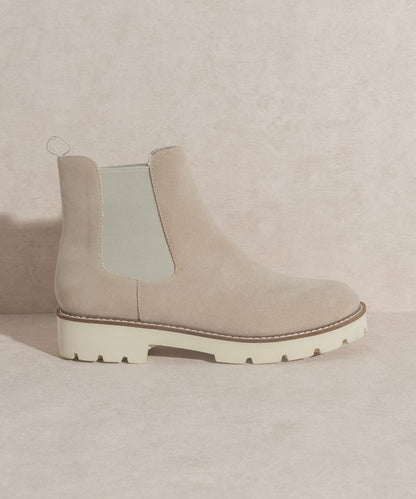 Chunky Sole Chelsea Boot