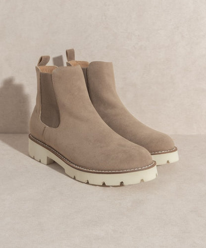 Chunky Sole Chelsea Boot