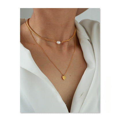 Three-dimensional heart-shaped true pearl necklace