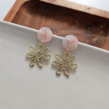 Lily Earrings Iridescent Pastel