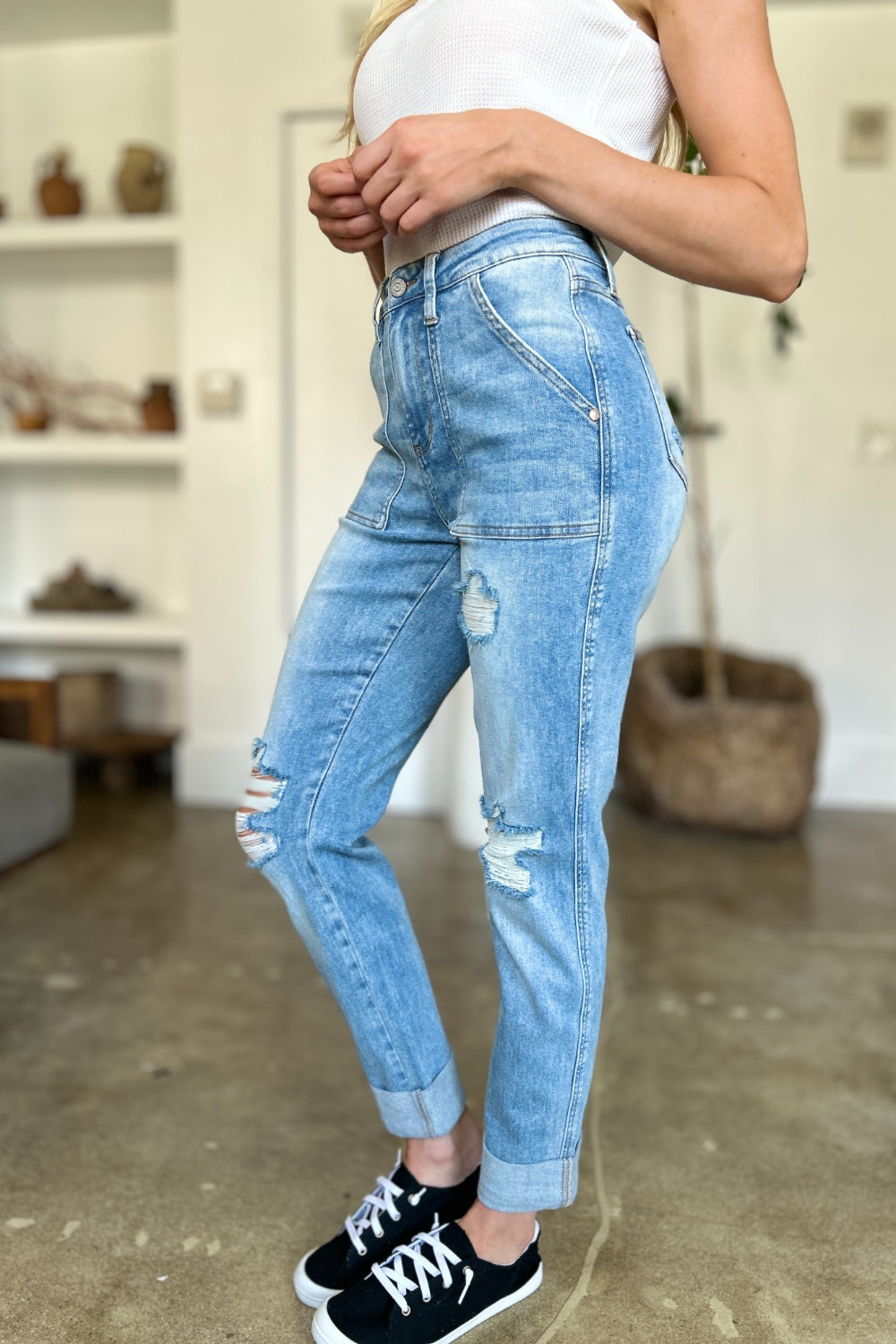 Judy Blue Full Size Distressed Straight Jeans