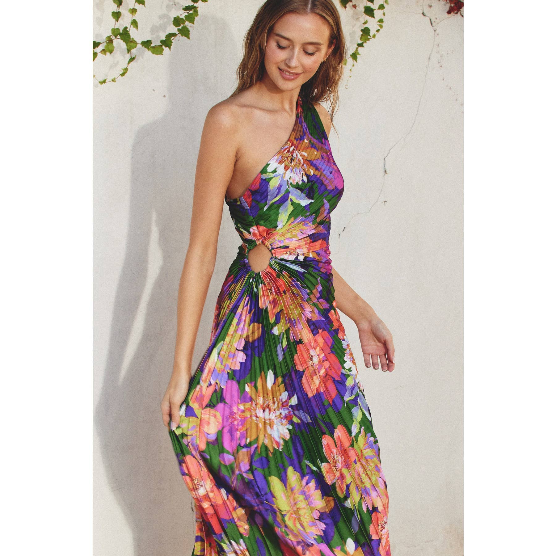 Make An Enterance Asymmetrical Maxi Dress